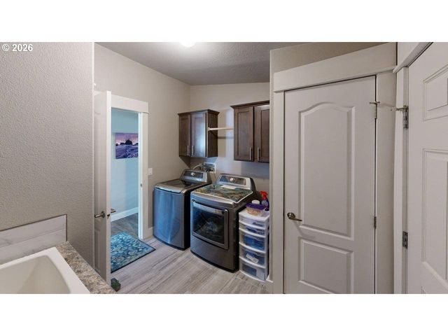98126 W BENHAM Ln 73, Brookings, OR 97415