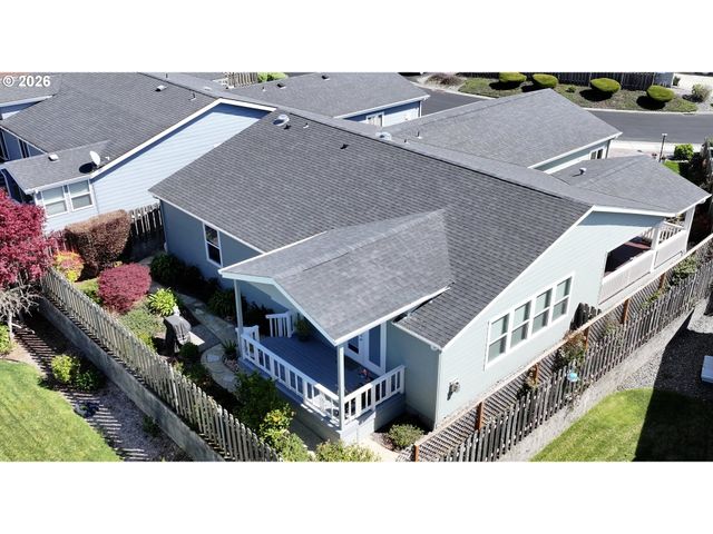 98126 W BENHAM Ln 73, Brookings, OR 97415