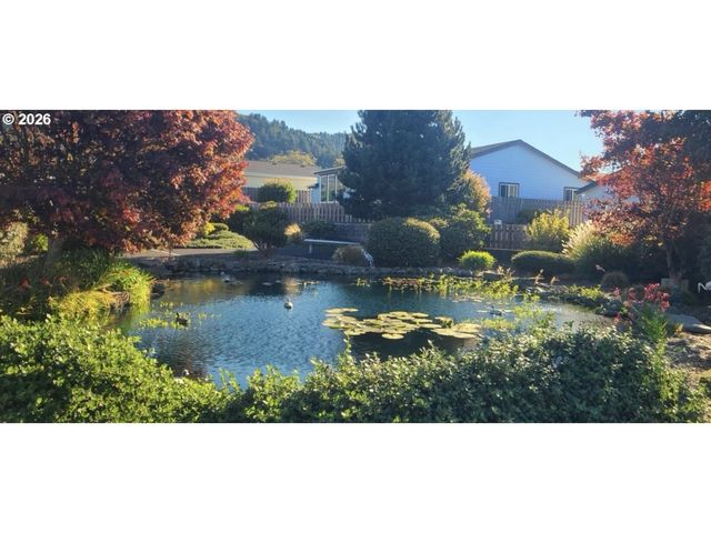 98126 W BENHAM Ln 73, Brookings, OR 97415