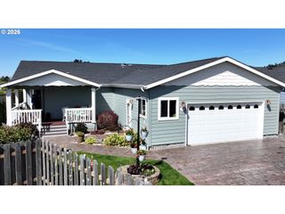 98126 W BENHAM Ln 73, Brookings, OR 97415