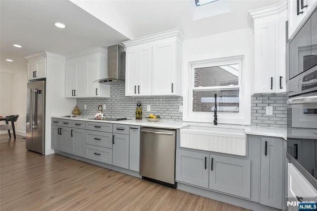 100 Chestnut Street, Rochelle Park, NJ 07662