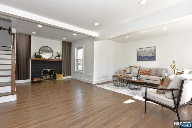 100 Chestnut Street, Rochelle Park, NJ 07662