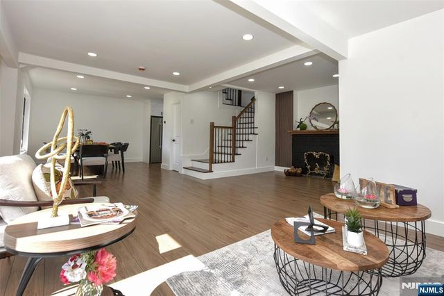 100 Chestnut Street, Rochelle Park, NJ 07662