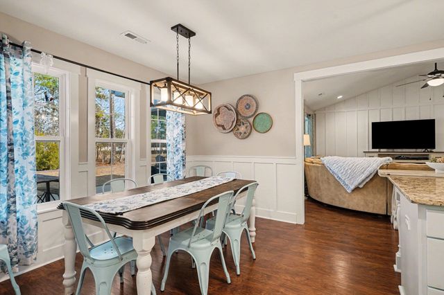 141 Penn Circle, Galivants Ferry, SC 29544