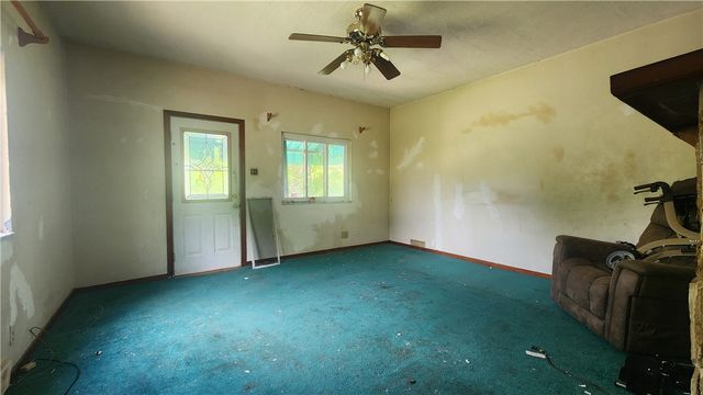 2404 Easler St, Mckeesport, PA 15132