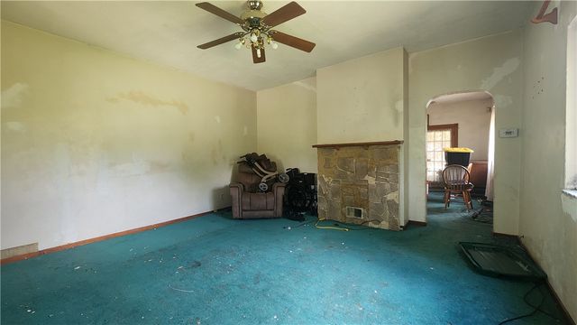 2404 Easler St, Mckeesport, PA 15132