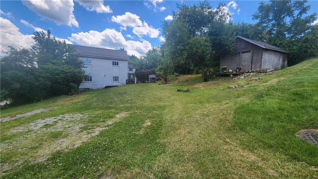 2404 Easler St, Mckeesport, PA 15132