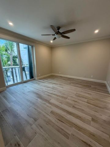 140 Inlet Way 312, Palm Beach Shores, FL 33404