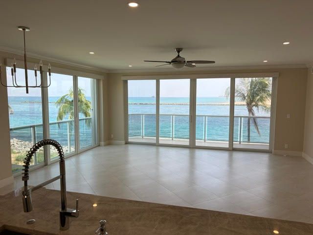 140 Inlet Way 312, Palm Beach Shores, FL 33404