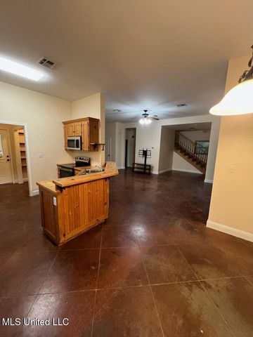 504 Taylor Trail Trail, Waveland, MS 39576