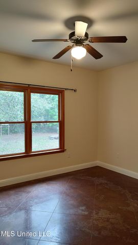 504 Taylor Trail Trail, Waveland, MS 39576