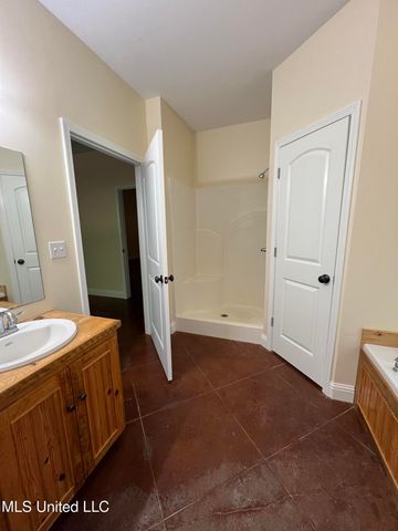 504 Taylor Trail Trail, Waveland, MS 39576