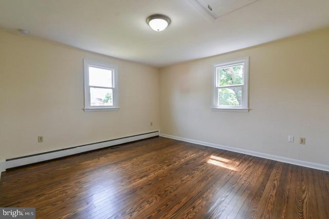 2217 CHARLES TOWN RD, Kearneysville, WV 25430
