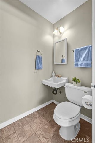 114 N Eucalyptus Avenue 7, Inglewood, CA 90301