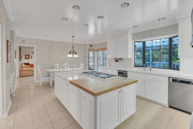 11923 Brentwood Grove Drive, Los Angeles, CA 90049