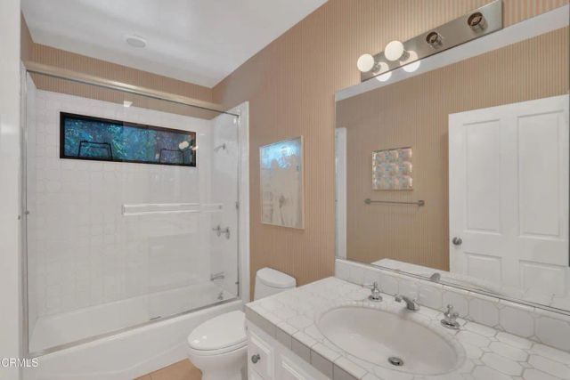 11923 Brentwood Grove Drive, Los Angeles, CA 90049