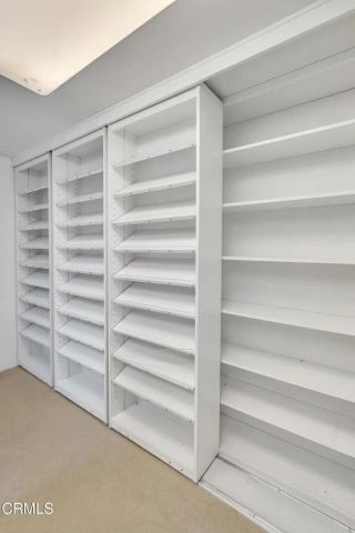 11923 Brentwood Grove Drive, Los Angeles, CA 90049