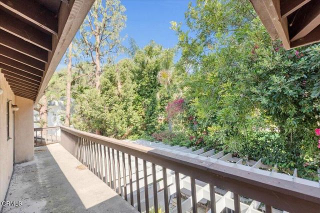 11923 Brentwood Grove Drive, Los Angeles, CA 90049