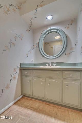 11923 Brentwood Grove Drive, Los Angeles, CA 90049