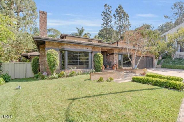 11923 Brentwood Grove Drive, Los Angeles, CA 90049