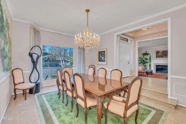 11923 Brentwood Grove Drive, Los Angeles, CA 90049