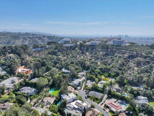 11923 Brentwood Grove Drive, Los Angeles, CA 90049