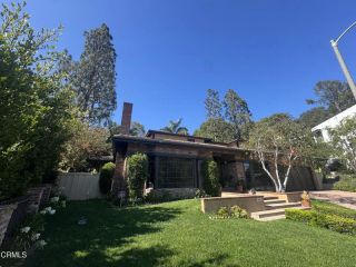 11923 Brentwood Grove Drive, Los Angeles, CA 90049