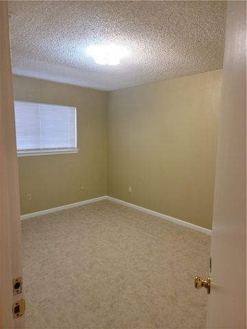7429 Piper Dr, Corpus Christi, TX 78412