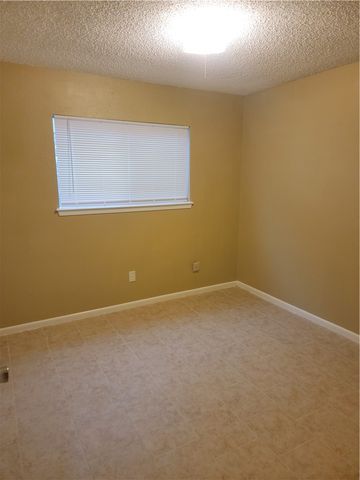 7429 Piper Dr, Corpus Christi, TX 78412