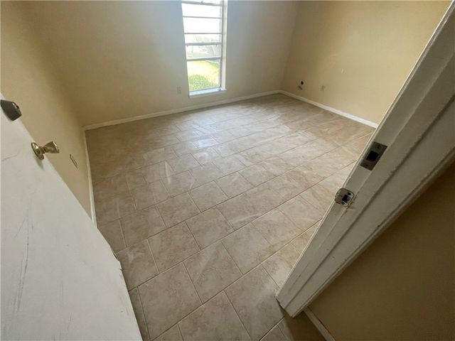7429 Piper Dr, Corpus Christi, TX 78412