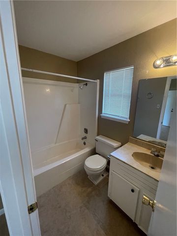 7429 Piper Dr, Corpus Christi, TX 78412