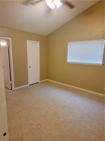 7429 Piper Dr, Corpus Christi, TX 78412