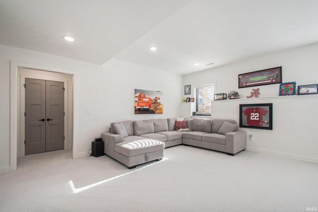 11376 Denver Ridge Court, Osceola, IN 46561