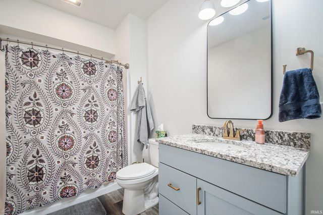 11376 Denver Ridge Court, Osceola, IN 46561