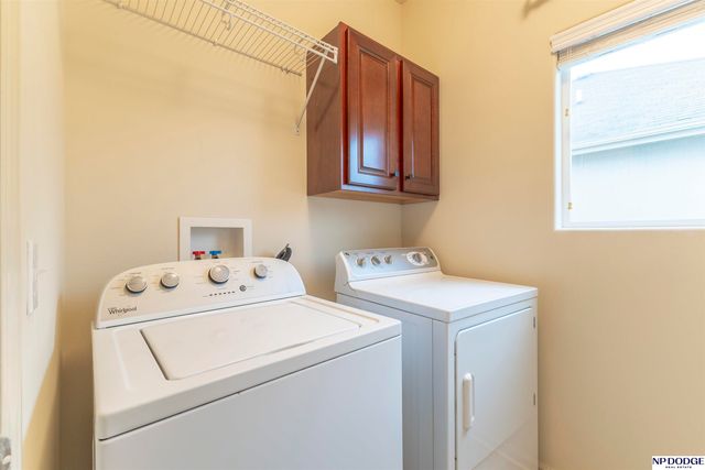 9806 Florence Street, La Vista, NE 68128