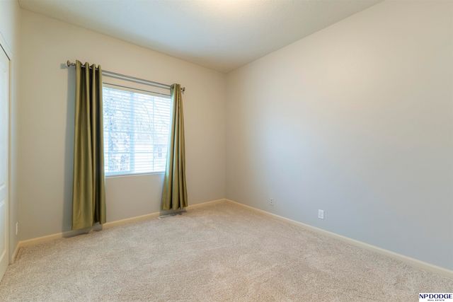 9806 Florence Street, La Vista, NE 68128