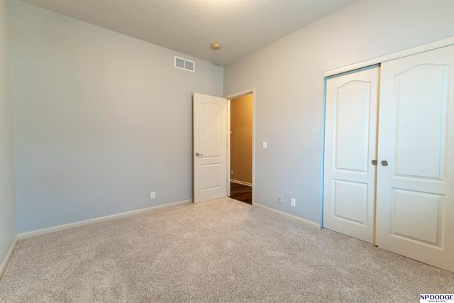 9806 Florence Street, La Vista, NE 68128