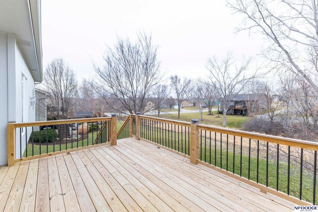 9806 Florence Street, La Vista, NE 68128