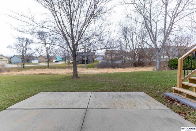 9806 Florence Street, La Vista, NE 68128