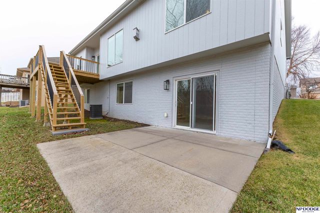 9806 Florence Street, La Vista, NE 68128