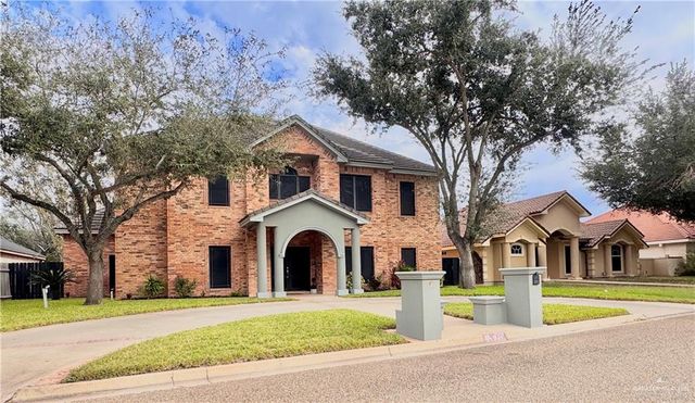 407 S Woodland Drive, Pharr, TX 78577