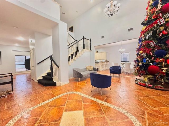 407 S Woodland Drive, Pharr, TX 78577