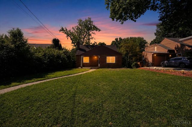 1263 W Galbraith Road, Cincinnati, OH 45231