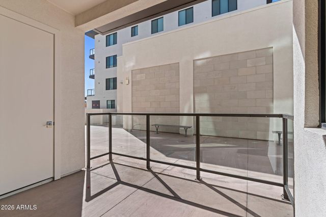 7300 E EARLL Drive 1018, Scottsdale, AZ 85251