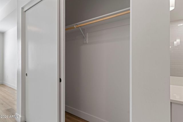 7300 E EARLL Drive 1018, Scottsdale, AZ 85251