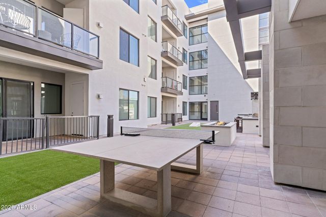 7300 E EARLL Drive 1018, Scottsdale, AZ 85251