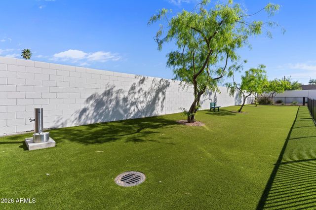 7300 E EARLL Drive 1018, Scottsdale, AZ 85251