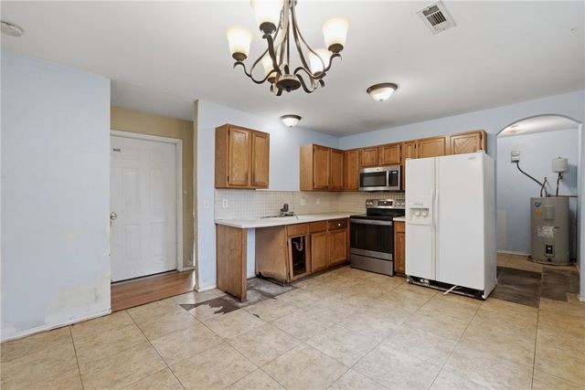 600 Huckleberry Lane, Springdale, AR 72764