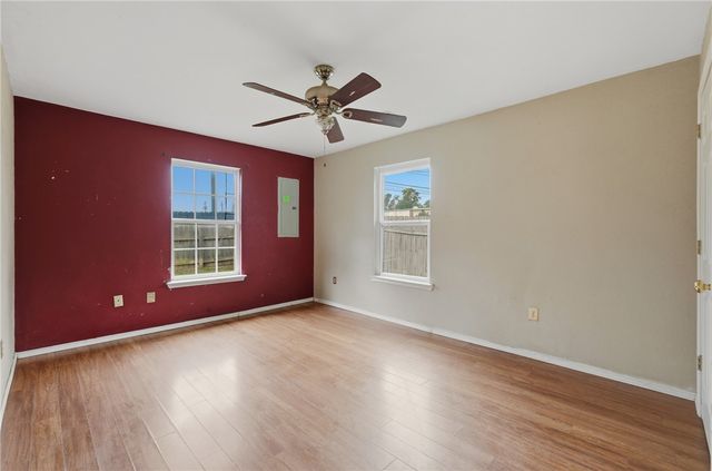 600 Huckleberry Lane, Springdale, AR 72764