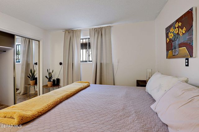 3705 Roslyn Drive, Horizon City, TX 79928